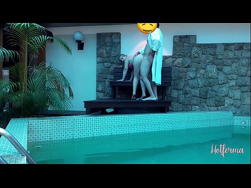 ❤️ باس نوڪر کي تلاء ۾ دعوت ڏئي ٿو، پر گرم مزاحمت نه ڪري سگهيو ❌  اسان وٽ